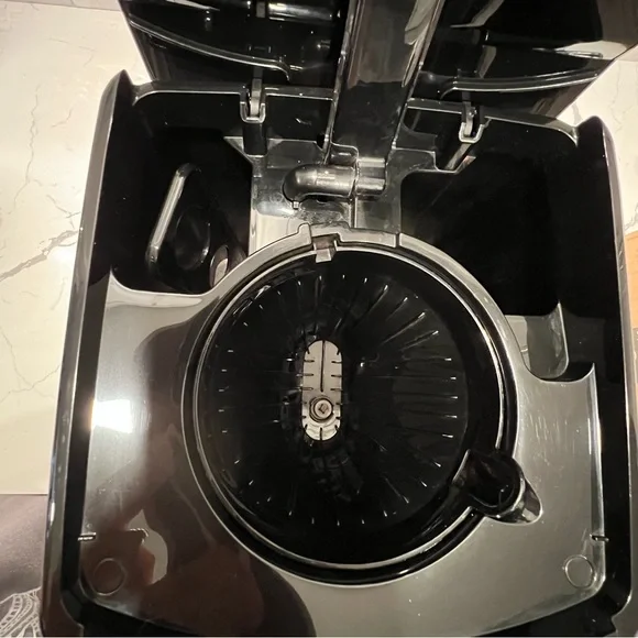 Cuisinart Brew Central 14-Cup Programmable Coffeemaker Coffee Maker CBC-7400PC.* - Picture 7 of 11